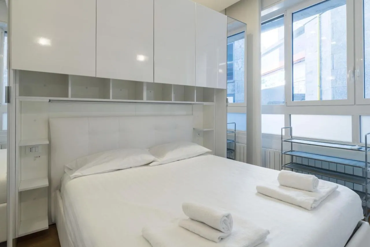 Easylife - San Babila - Elegante E Rifinito Bilocale Nel Cuore Della Citta Mediolan Apartament