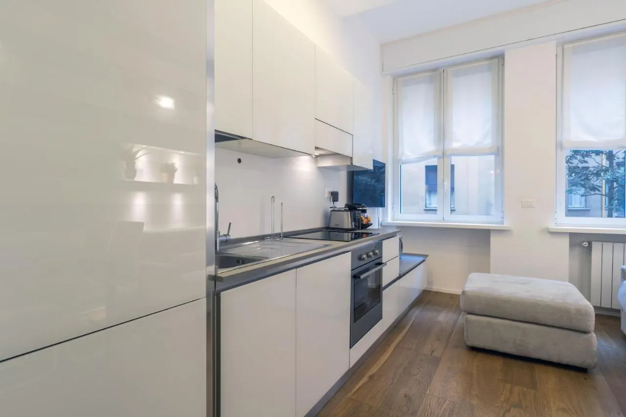 Apartament Easylife - San Babila - Elegante E Rifinito Bilocale Nel Cuore Della Citta Mediolan Włochy